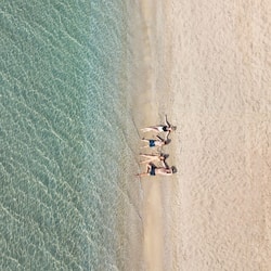 Private beach, white sand, 5 beach bars