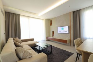 Deluxe Villa, 4 Bedrooms, Resort View, Beachfront | Premium bedding, memory foam beds, minibar, individually decorated - Sanpietro Vacation Rentals  (Ishëm)