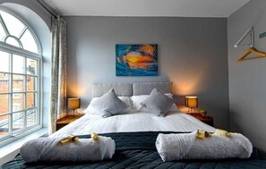 2 soverom, strykejern/-brett, wi-fi og sengetøy