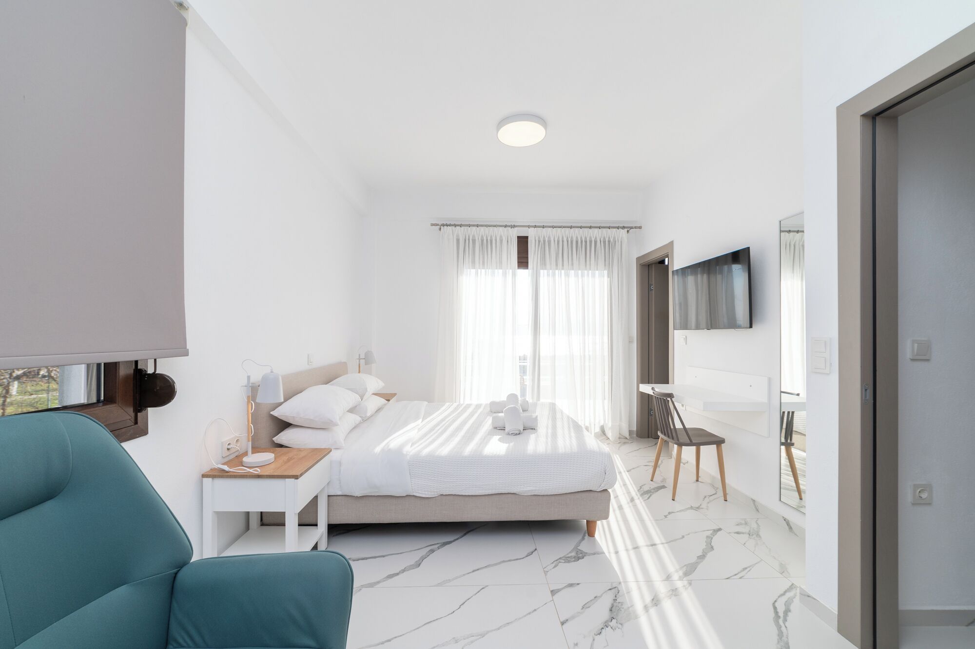 2 bedrooms, iron/ironing board, travel crib, free WiFi