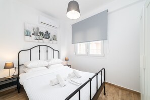 1 Schlafzimmer, Reisekinderbett, kostenloses WLAN, Bettwäsche