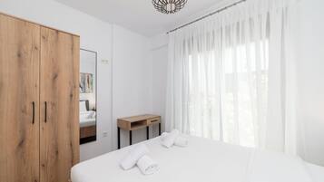 1 Schlafzimmer, Reisekinderbett, kostenloses WLAN, Bettwäsche