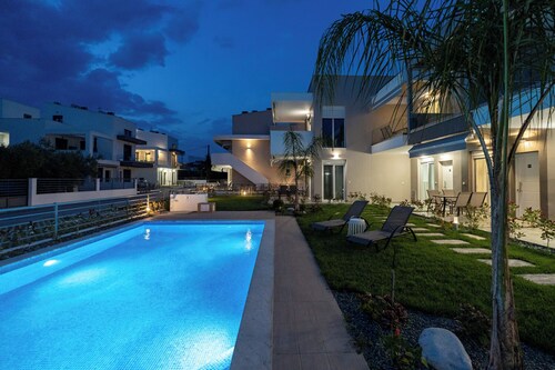 Danai Residential Complex-One-Bedroom Apartment with Pool Access