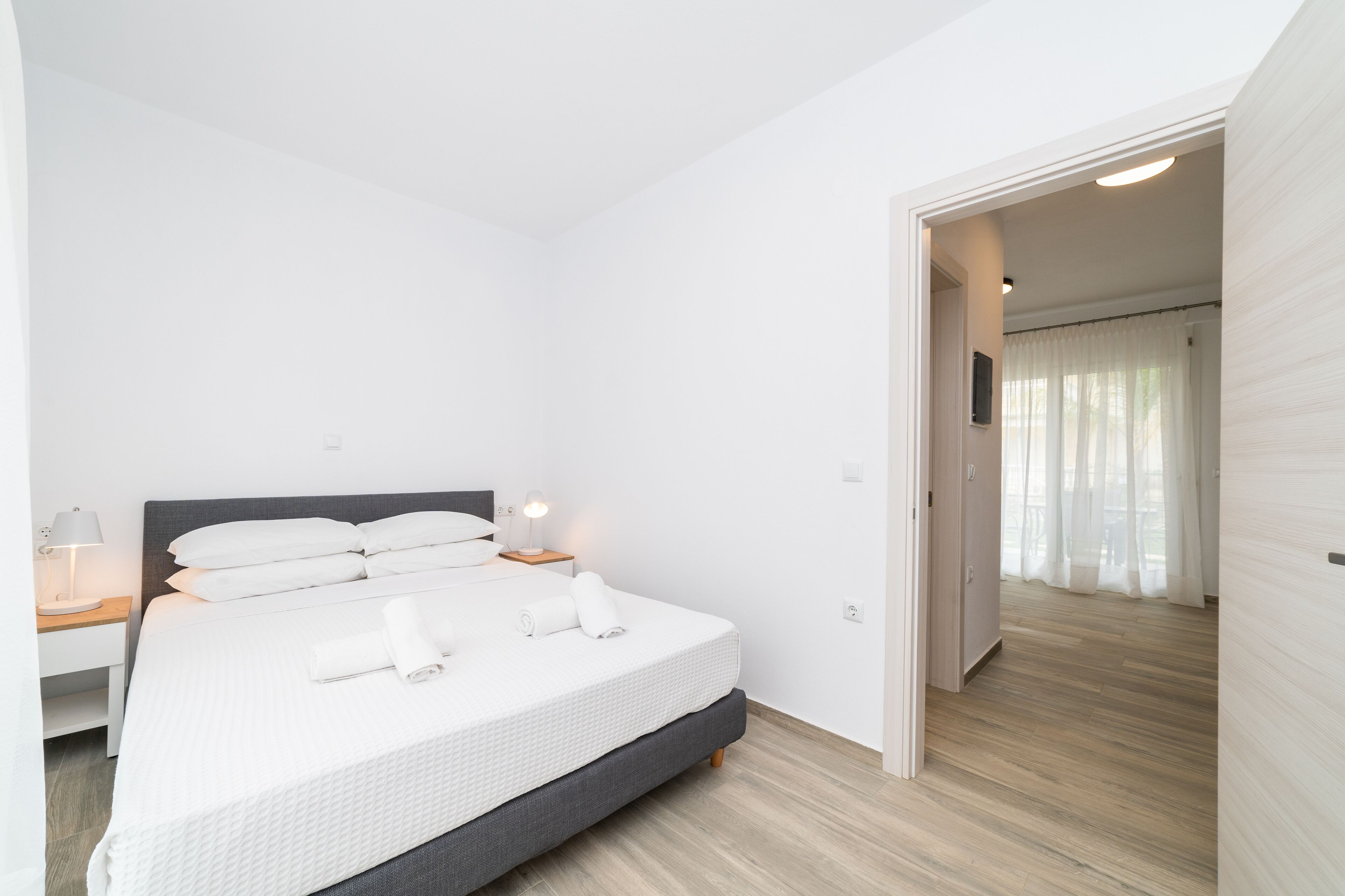 1 chambre, fer et planche à repasser, lit parapluie, Wi-Fi gratuit