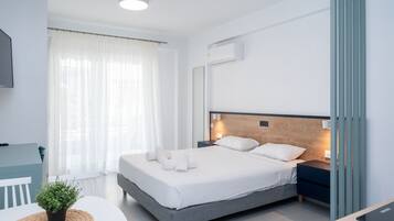 1 bedroom, iron/ironing board, travel crib, free WiFi