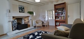 TV, books