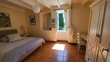 1 chambre, draps fournis