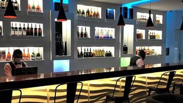 Bar (en la propiedad)