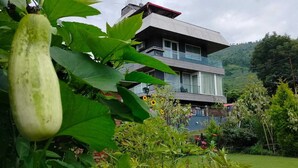 Front of property - Celestial Rhapsody (Nainital)