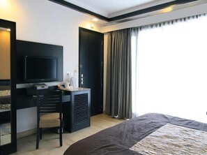 1 bedroom, desk, free WiFi