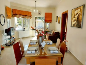 Apartment | 4 bedrooms - Socrate's Apartment's With Share Pool (Platanias)
