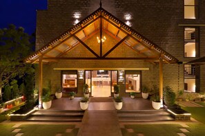 Fachada de la propiedad