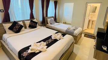 Business Apartment | 2 bedrooms, iron/ironing board, free WiFi
