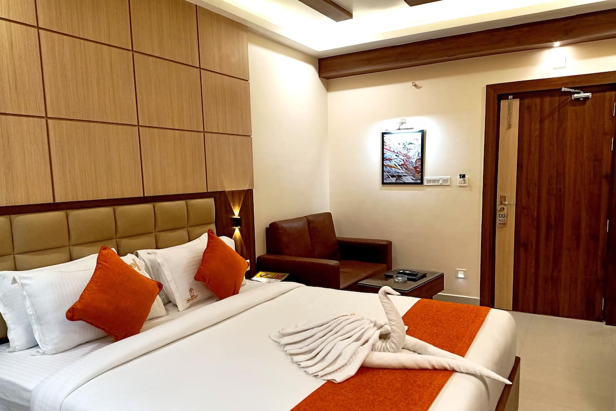 In-room safe, soundproofing, iron/ironing board, WiFi (free)