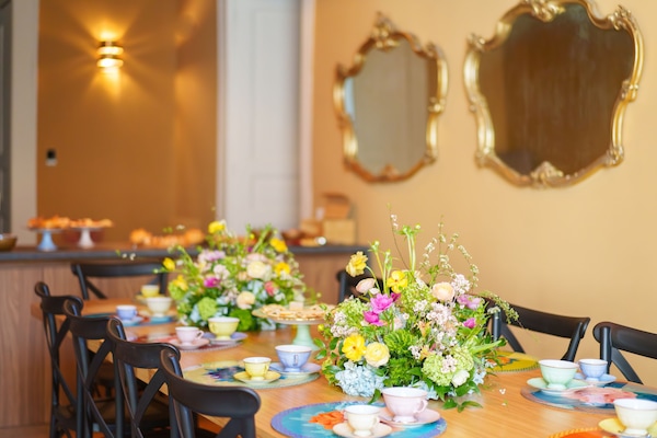 Colazione a buffet inclusa, servita tutte le mattine