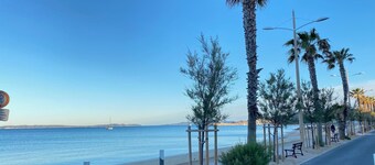 Studio Climatisé vue mer Avec Parking