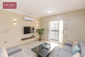 Standard Apartment, 3 Bedrooms | In-room safe, free WiFi - Prime Select One Kattameya (Cairo)
