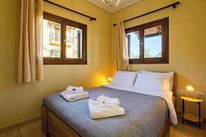 1 bedroom, iron/ironing board, travel cot, WiFi - Stoupa Tranquil Hideaway - Spitiko Garden Retreat (Lefktro)