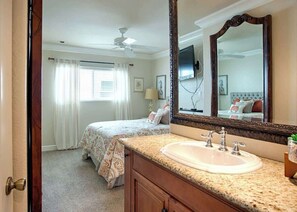 2 soverom, strykejern/-brett, wi-fi (inkludert) og sengetøy