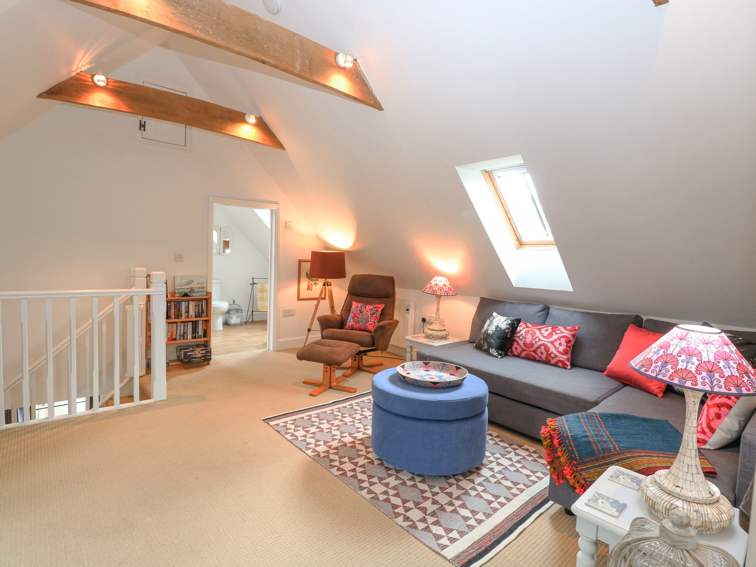 The Hayloft, Romantic, Country Holiday Cottage In Haddiscoe - Beccles