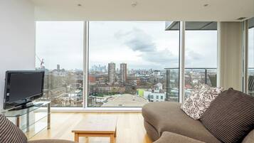 Apartment (2 Bedrooms) | Living area