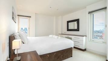 Apartment (2 Bedrooms) | 2 bedrooms, desk, iron/ironing board, free WiFi
