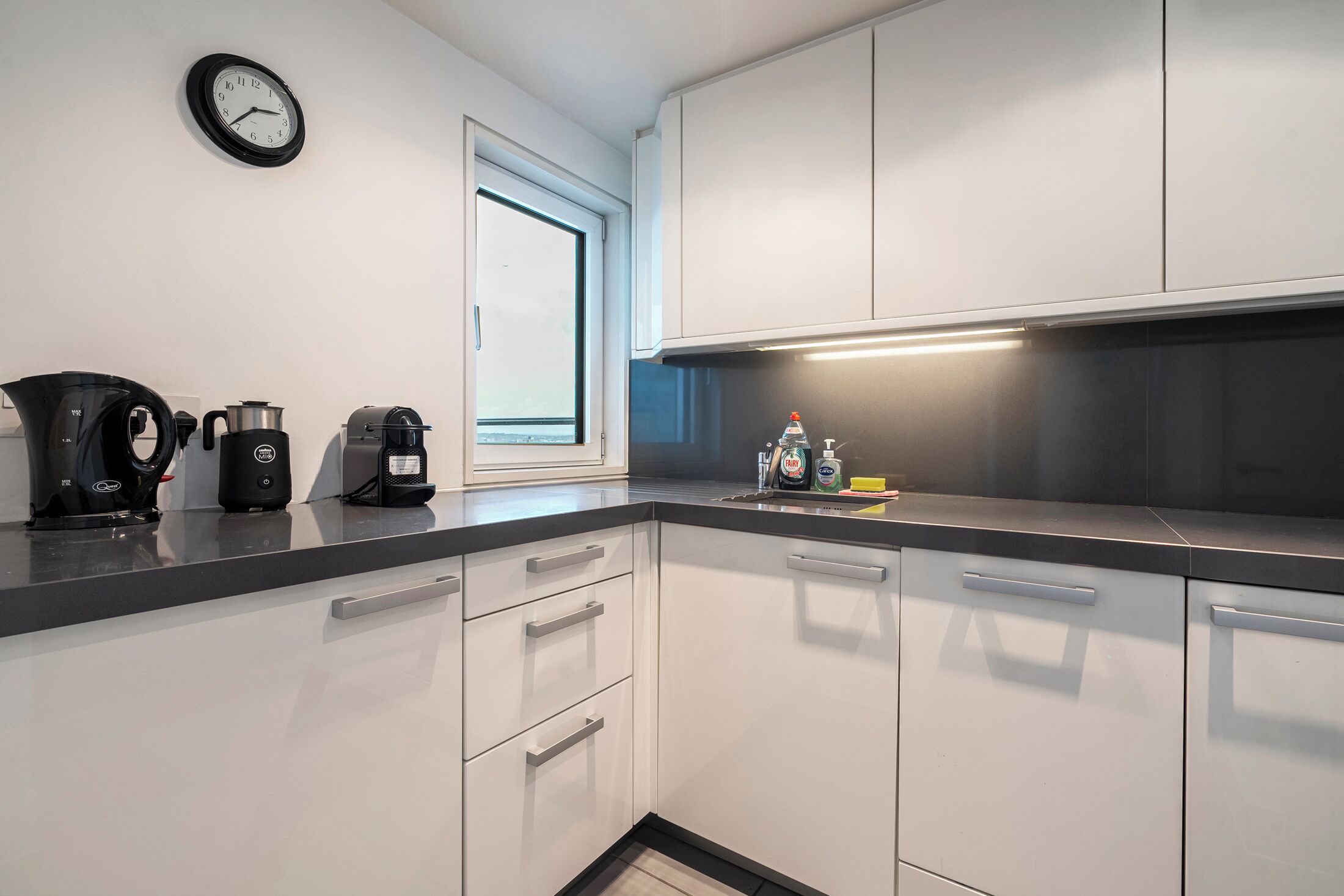 Apartment (2 Bedrooms) | Private kitchen