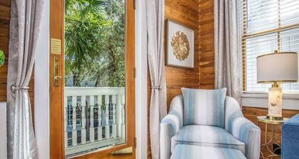 The Perch on Duval- Hip & Modern Duval Suite
