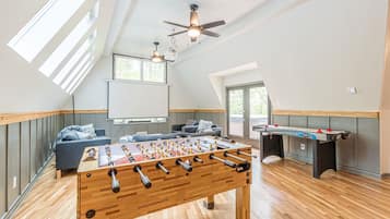 Spielezimmer