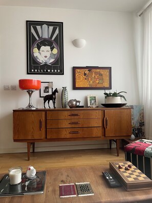 Interior - Cosy 1 bedroom apartment in zone 2 North London close to amenities  & transport (London)