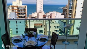 Apartment | Dining - Superb Sea View 2bed Flat, 2baths, Wi-fi, Parking (Guarapari)
