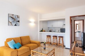 Interior - Villa Blanca 2, FKK - Lanzarote, Charco del Palo, Schönes Schwimmbad (Charco del Palo)