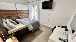 Room - Gemini Apartment With Terrace and Sea View "8" (Utjeha-Bušat)