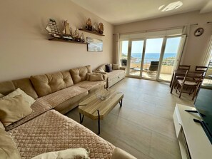 Living area - Gemini Apartment With Terrace and Sea View "8" (Utjeha-Bušat)