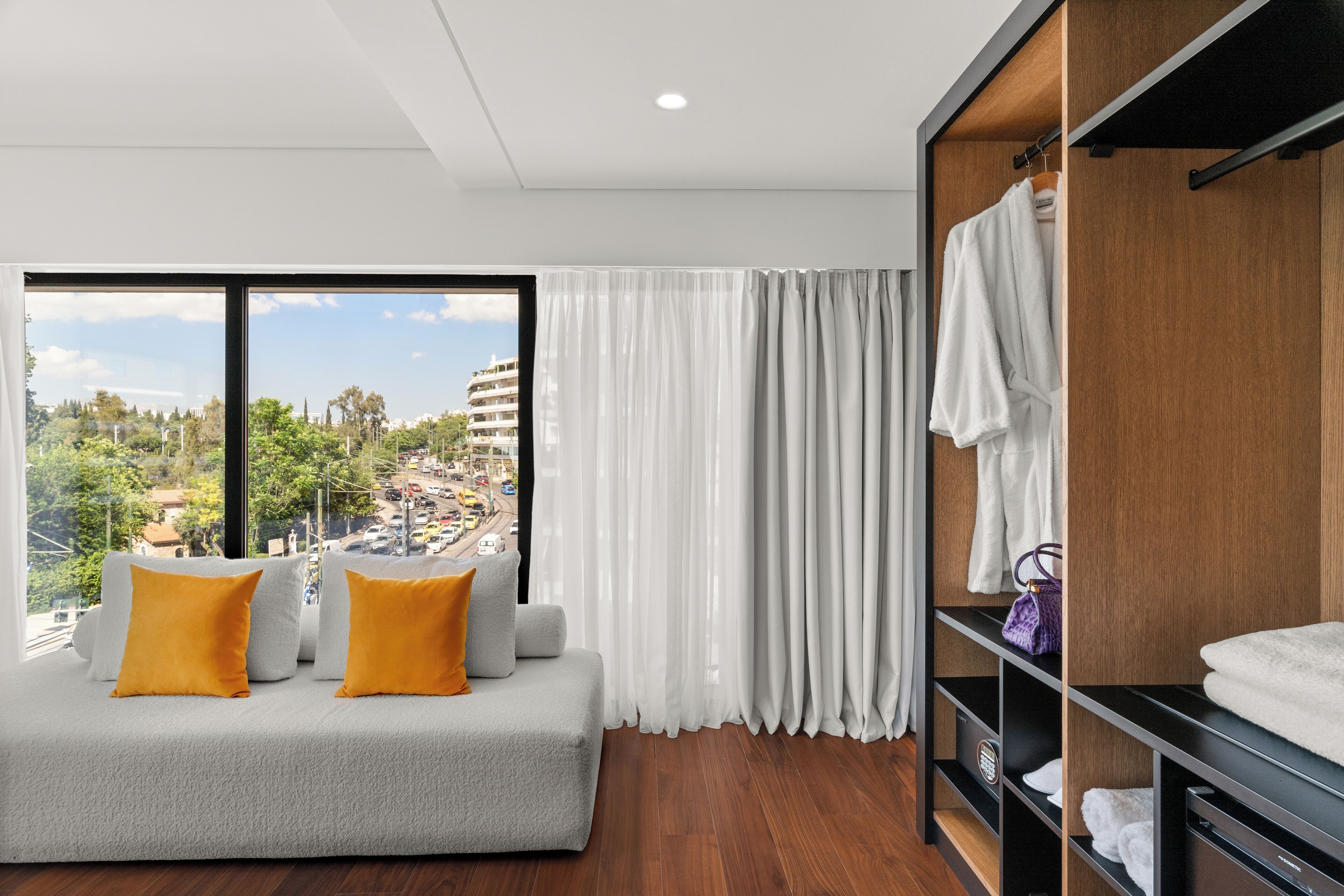 Suite Junior | Articles gratuits dans le mini-bar, coffres-forts dans les chambres