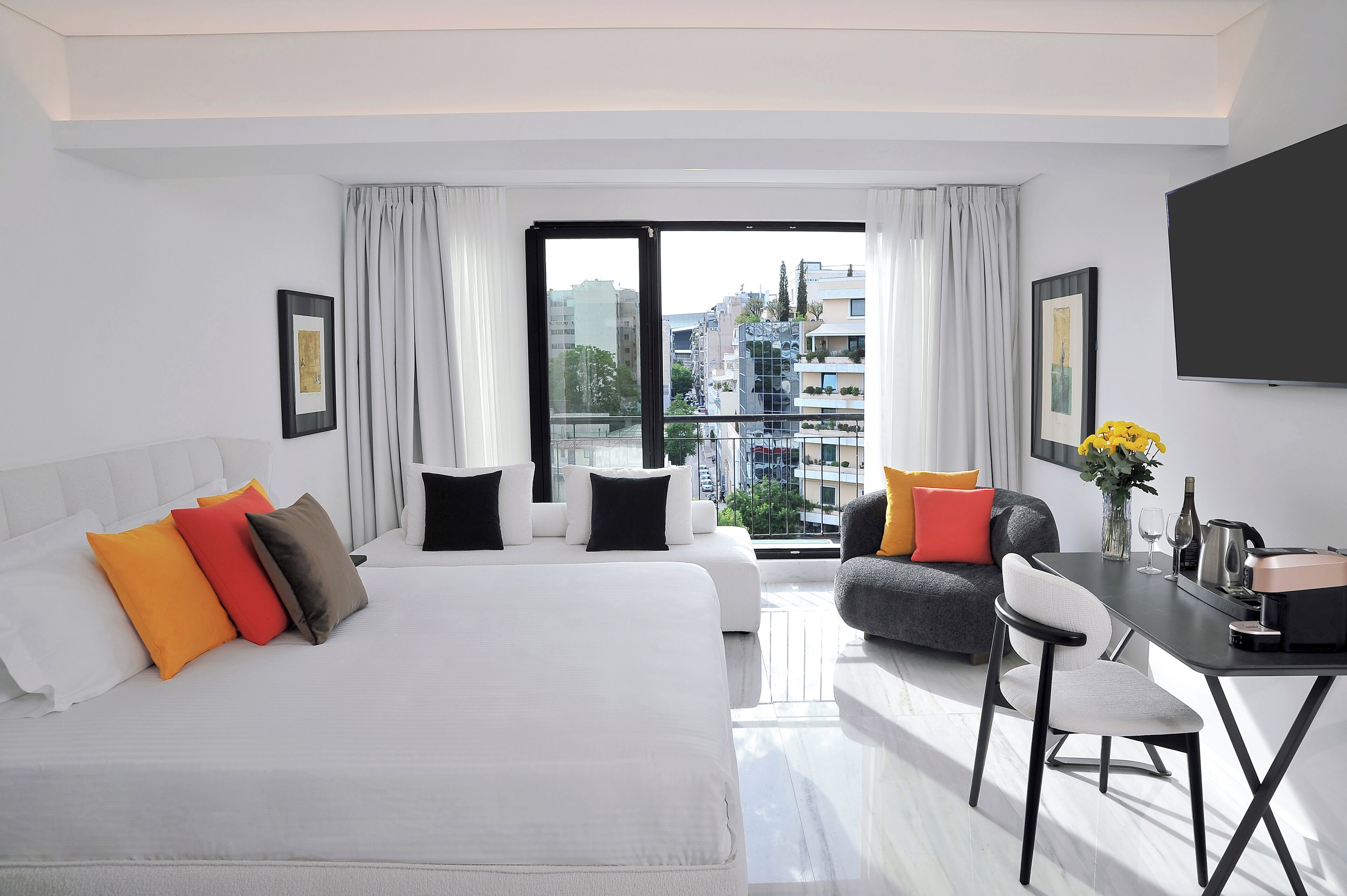 Executive Room with Acropolis View | Free minibar, in-room safe, blackout drapes, soundproofing