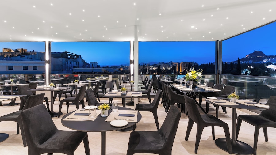 The Athenaeum Luxury Hotel