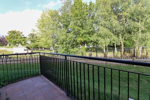 Apartment | Property grounds - Inviting 2-bed Apartment in Dublin (Ballyboghil)