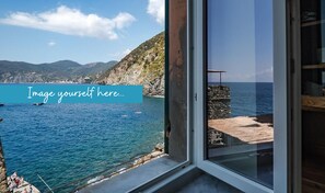 View from property - Maemuna Sea View Apartment (Vernazza)