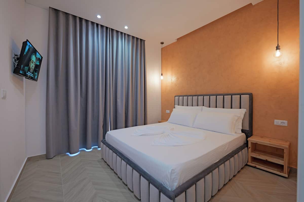 Sistema de insonorización, wifi gratis y ropa de cama 