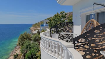 Superior-værelse til 3 personer - havudsigt | Balkon