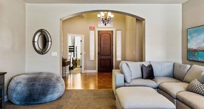 House w/private pool & free access to Sand Hollow