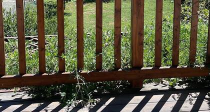 Adagio Guesthouse: rooms with terrace and tavern at the foot of the mountains