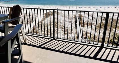 Stunning Views of the Gulf & Perdido Pass from 7th Floor at Phoenix East II