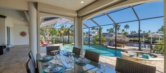 Elegant 4-BR mpur Pedic w/ Pvt Pool & Beach Access