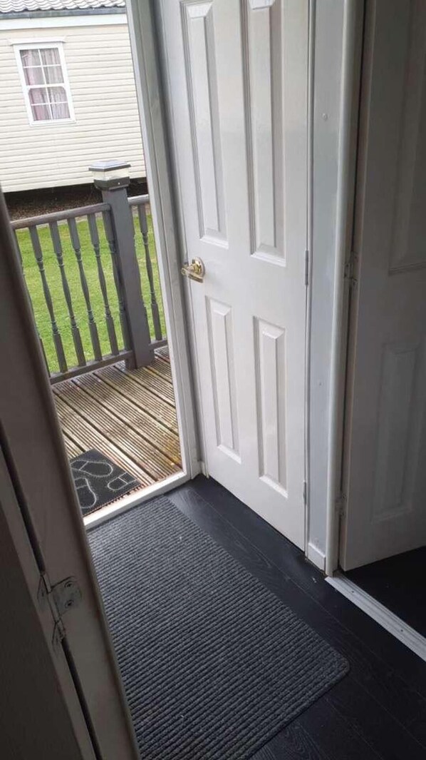 Unclassified image, 1 of 12, button