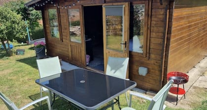 Glamping Cabin - Great for Hikers - Breakfast Inc!