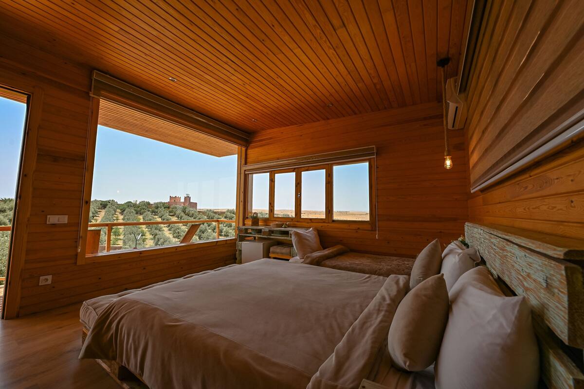 Comfort Bungalow | Desk, WiFi (free), bed sheets