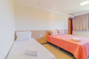 Chalet | 4 dormitorios, cortinas opacas, tabla de planchar con plancha