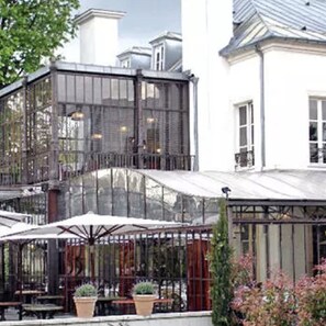 Restauration extérieure